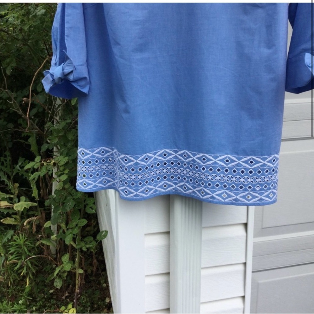Talbots Fun Blue White Embroidery Tie Sleeve - Picture 4 of 4